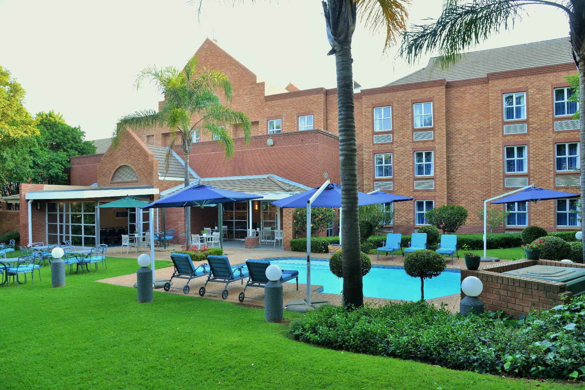 Town Lodge Menlo Park Pretoria Exterior photo